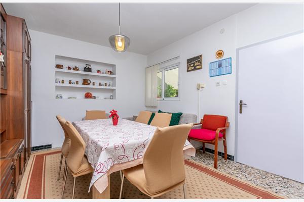 Apartment A2, for 7 persons