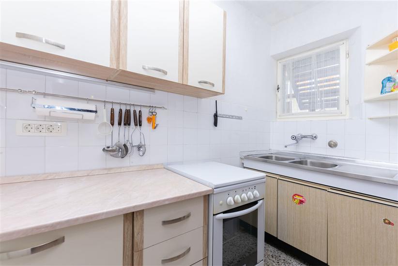 Apartment A2, for 7 persons