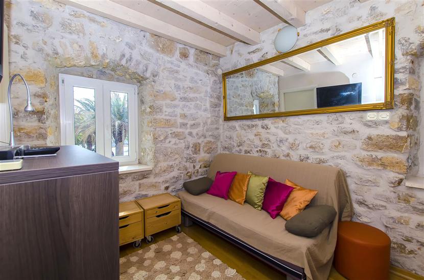 House K1, for 3 persons