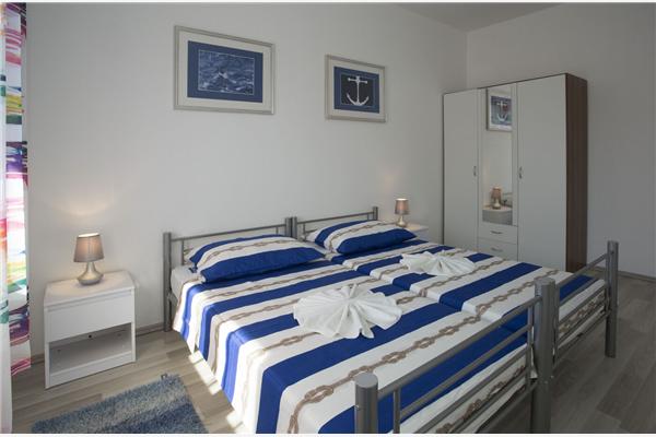 Apartment A2, for 3 persons