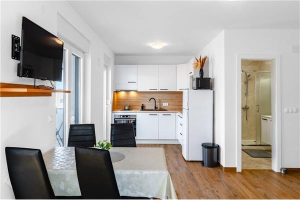 Apartment A1, for 5 persons