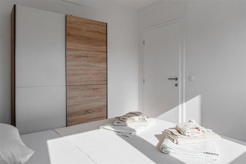 Apartment A1, for 5 persons