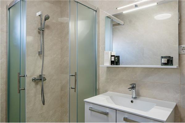 Apartment A1, for 5 persons