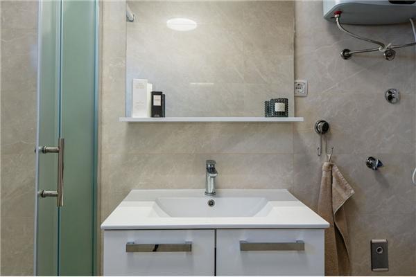 Apartment A1, for 5 persons