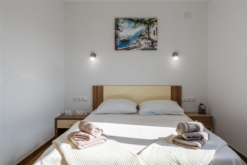 Apartment A1, for 5 persons