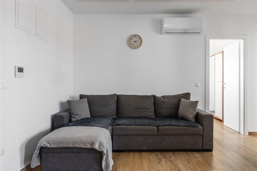 Apartment A2, for 5 persons