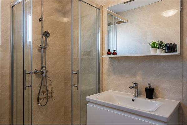 Apartment A2, for 5 persons