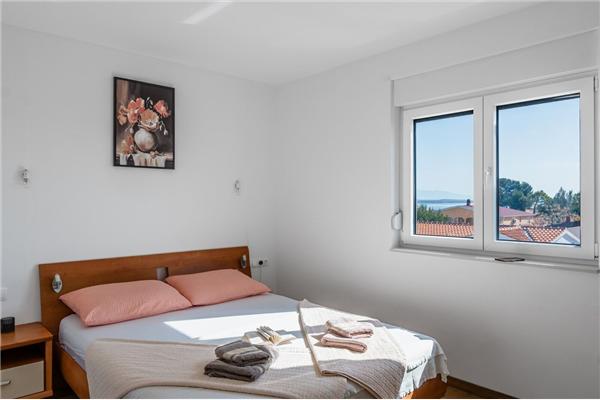 Apartment A2, for 5 persons