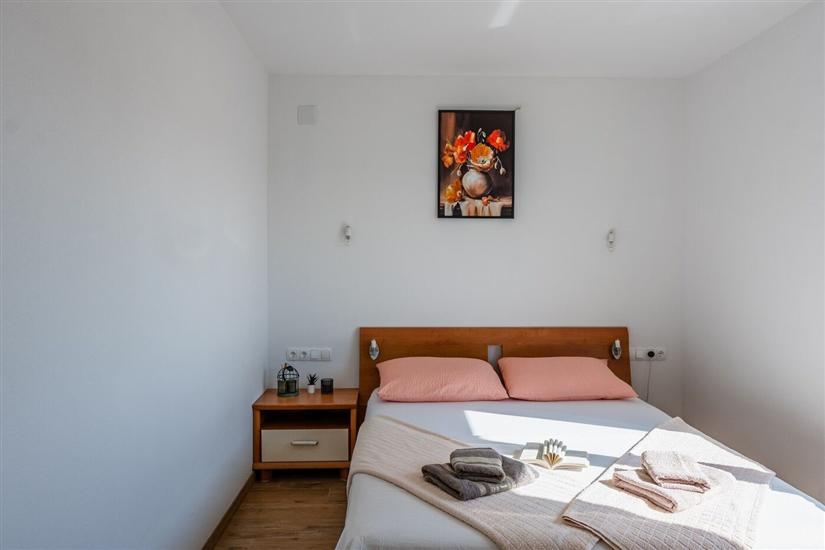 Apartment A2, for 5 persons