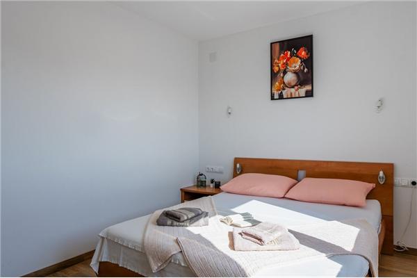 Apartment A2, for 5 persons