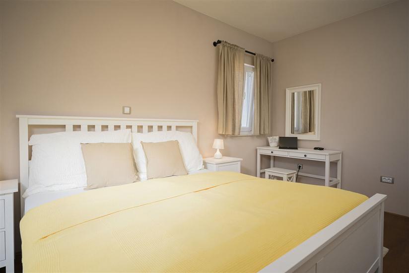 House K1, for 8 persons