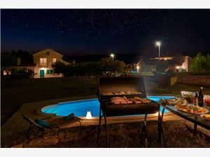 Stone house Middle Dalmatian islands,BookStellaFrom 885 €