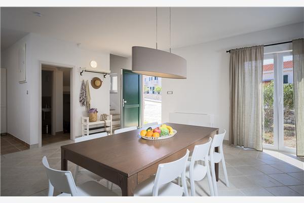 House K1, for 8 persons