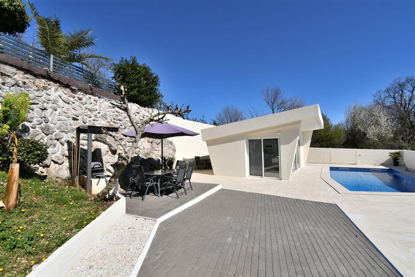 Apartments Lux with pool