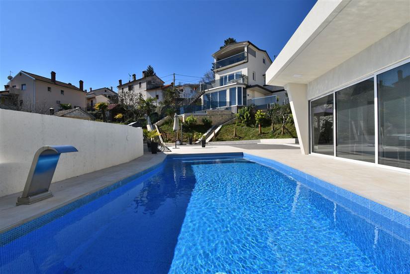 Apartments Lux with pool