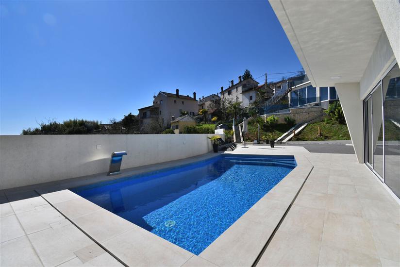 Apartments Lux with pool