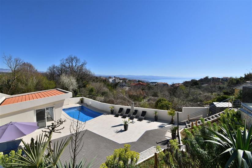 Apartments Lux with pool