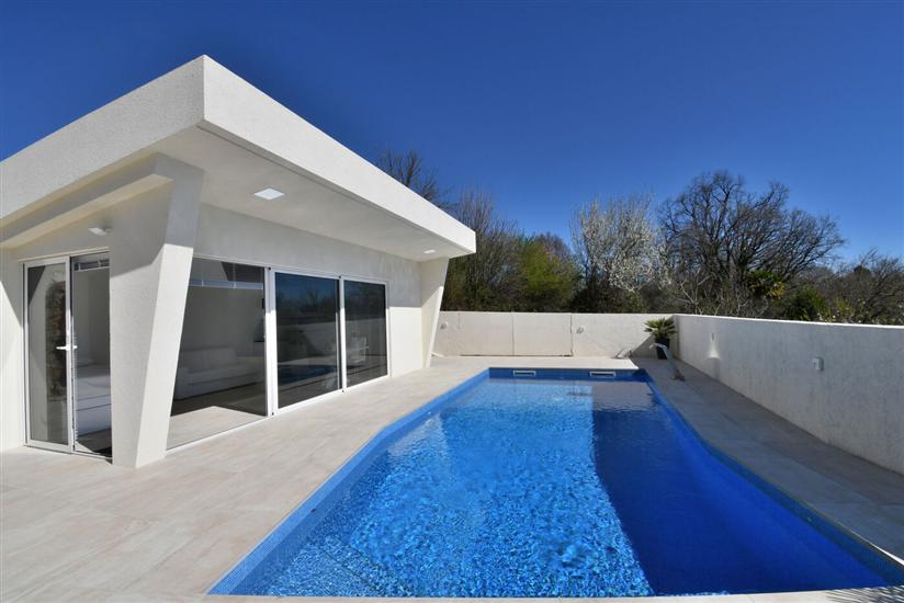 Apartments Lux with pool