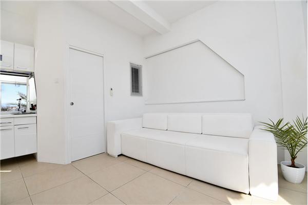 House K1, for 10 persons