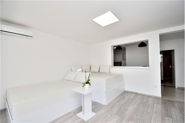 House K1, for 10 persons