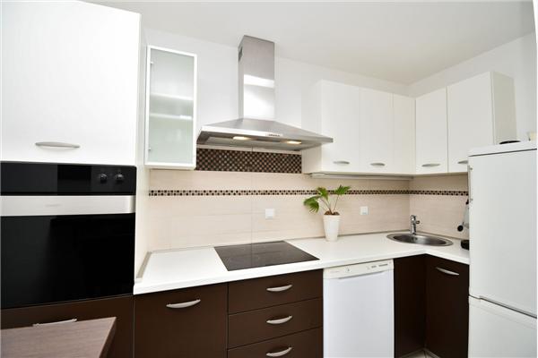 House K1, for 10 persons