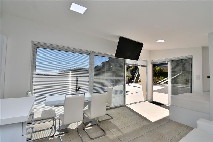 House K1, for 10 persons