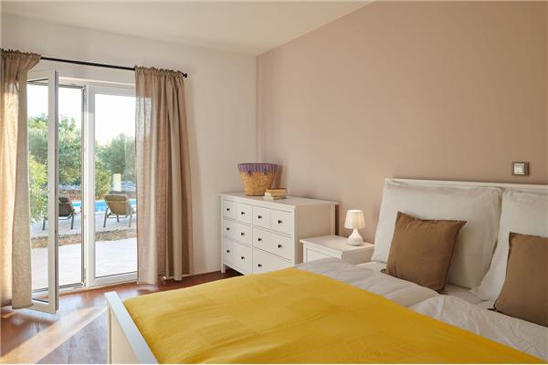 House K1, for 10 persons