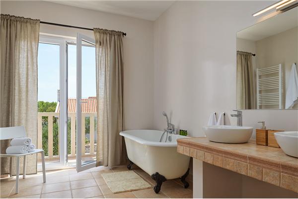 House K1, for 10 persons