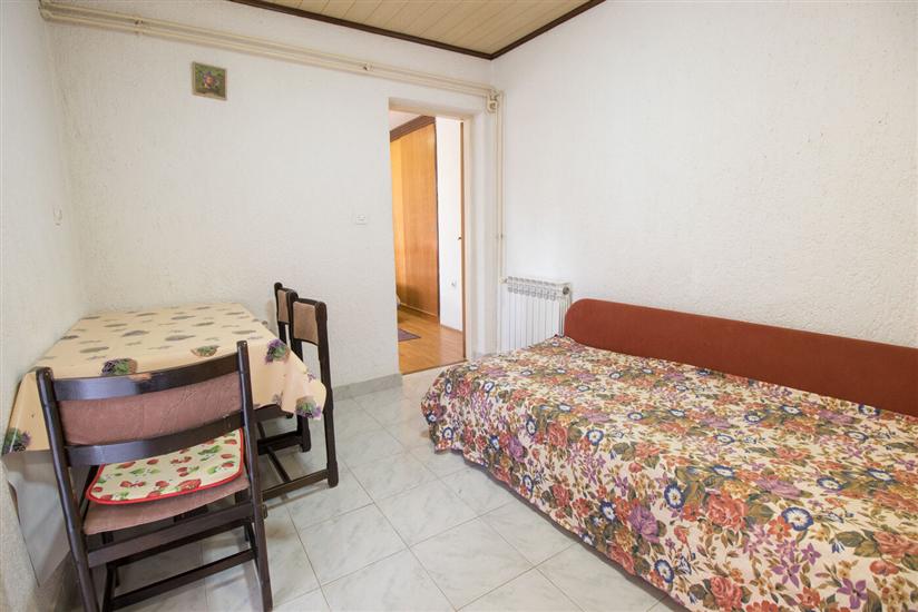 Apartment A1, for 3 persons