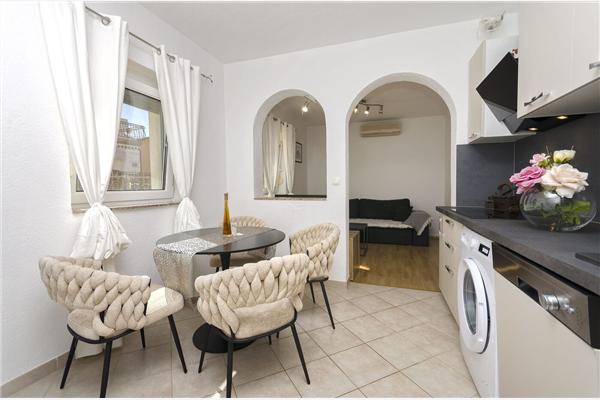 Apartment A1, for 4 persons