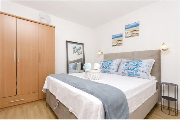 Apartment A1, for 4 persons