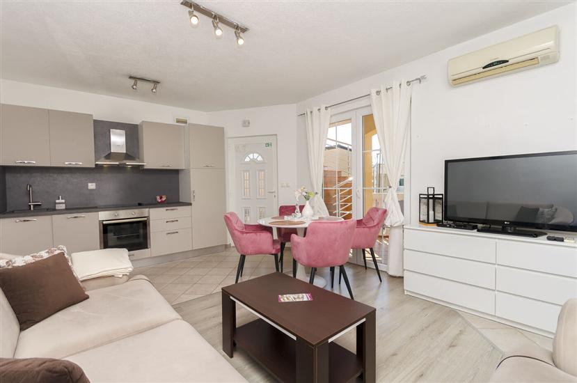 Apartment A2, for 4 persons