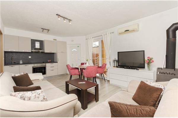 Apartment A2, for 4 persons