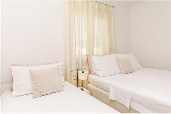 Apartment A2, for 4 persons