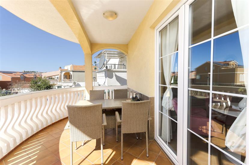 Apartment A2, for 4 persons