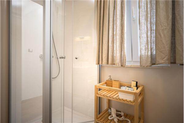 House K1, for 10 persons