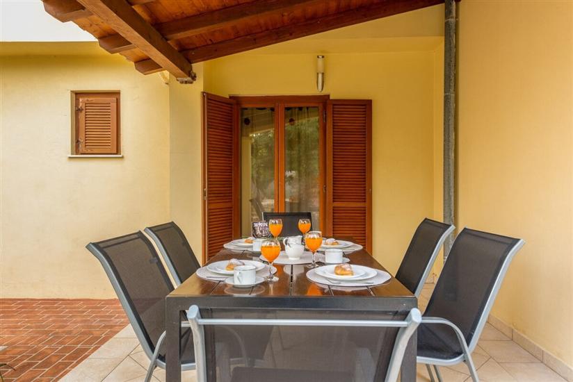 Apartment A4, for 5 persons