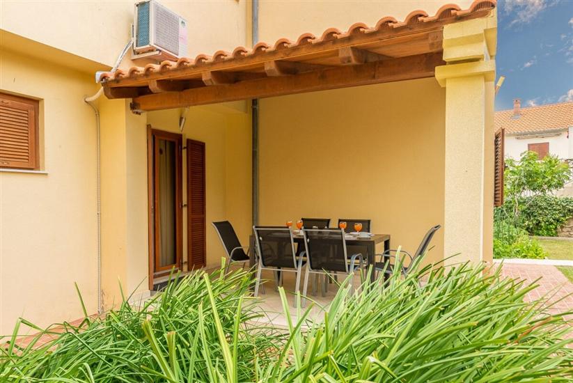 Apartment A4, for 5 persons