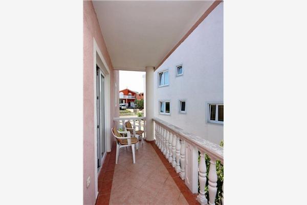 Apartment A2, for 4 persons