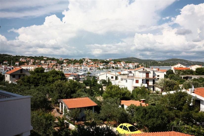 Apartment A4, for 4 persons