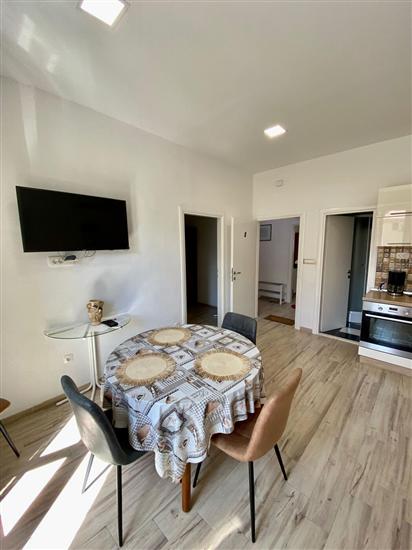 Apartment A2, for 3 persons