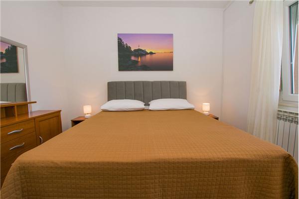 Apartment A2, for 5 persons