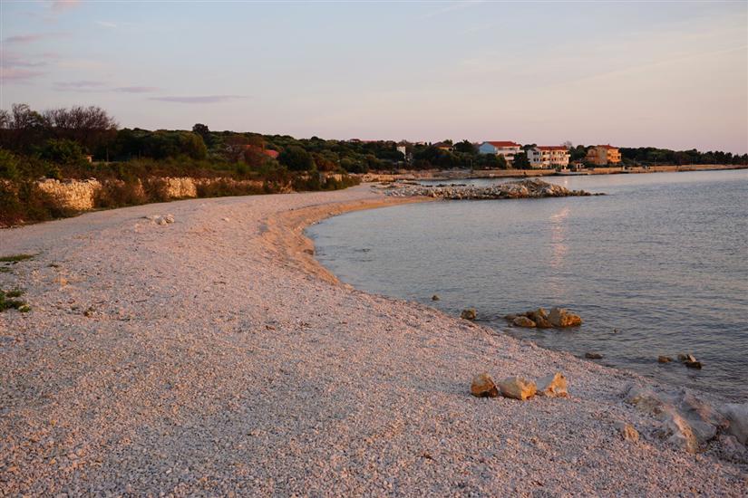 Apartments Ivan  Sea View in Peaceful Lun