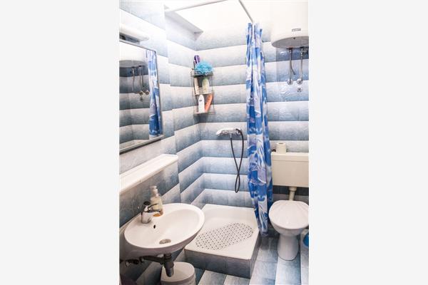 Apartment A1, for 8 persons