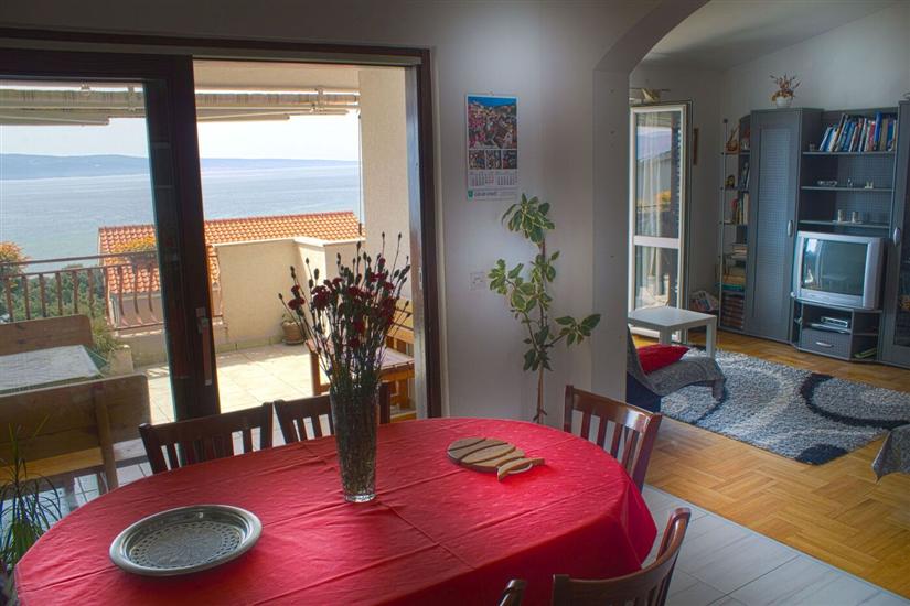 Apartment A1, for 8 persons