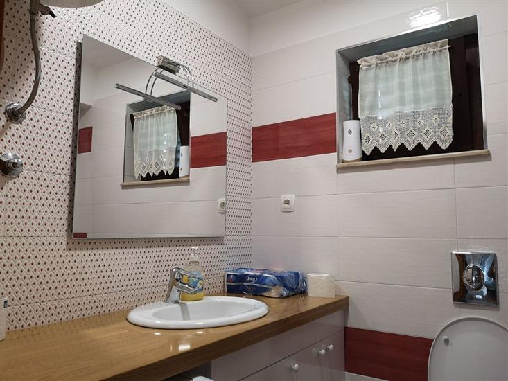 Apartment A1, for 8 persons