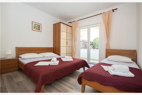 Apartment A2, for 8 persons