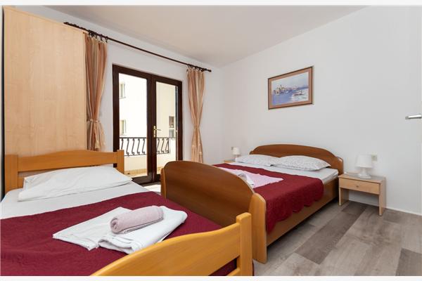 Apartment A2, for 8 persons