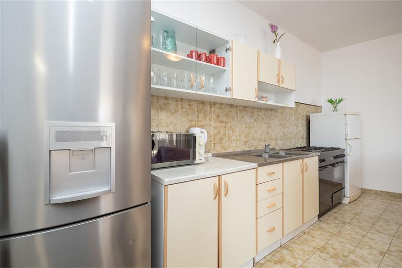 Apartment A2, for 8 persons