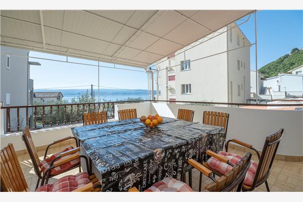 Apartment A2, for 8 persons